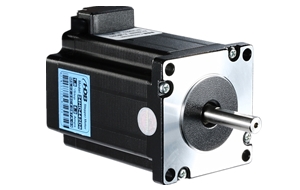 力矩2.8N.m,轉動慣量680應選哪個型號的步進電機?