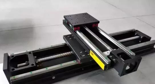 伺服電動(dòng)缸怎么配電機(jī)？